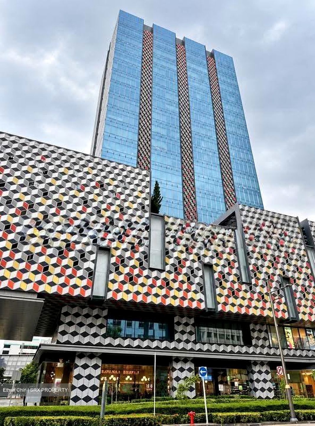 Centrium Square (D8), Office #626817731